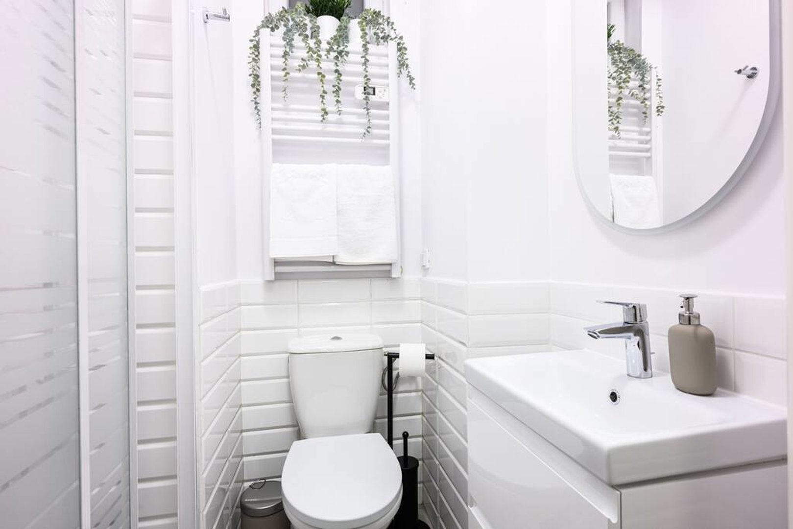 HOMELIKE Krakow Apartments - 13