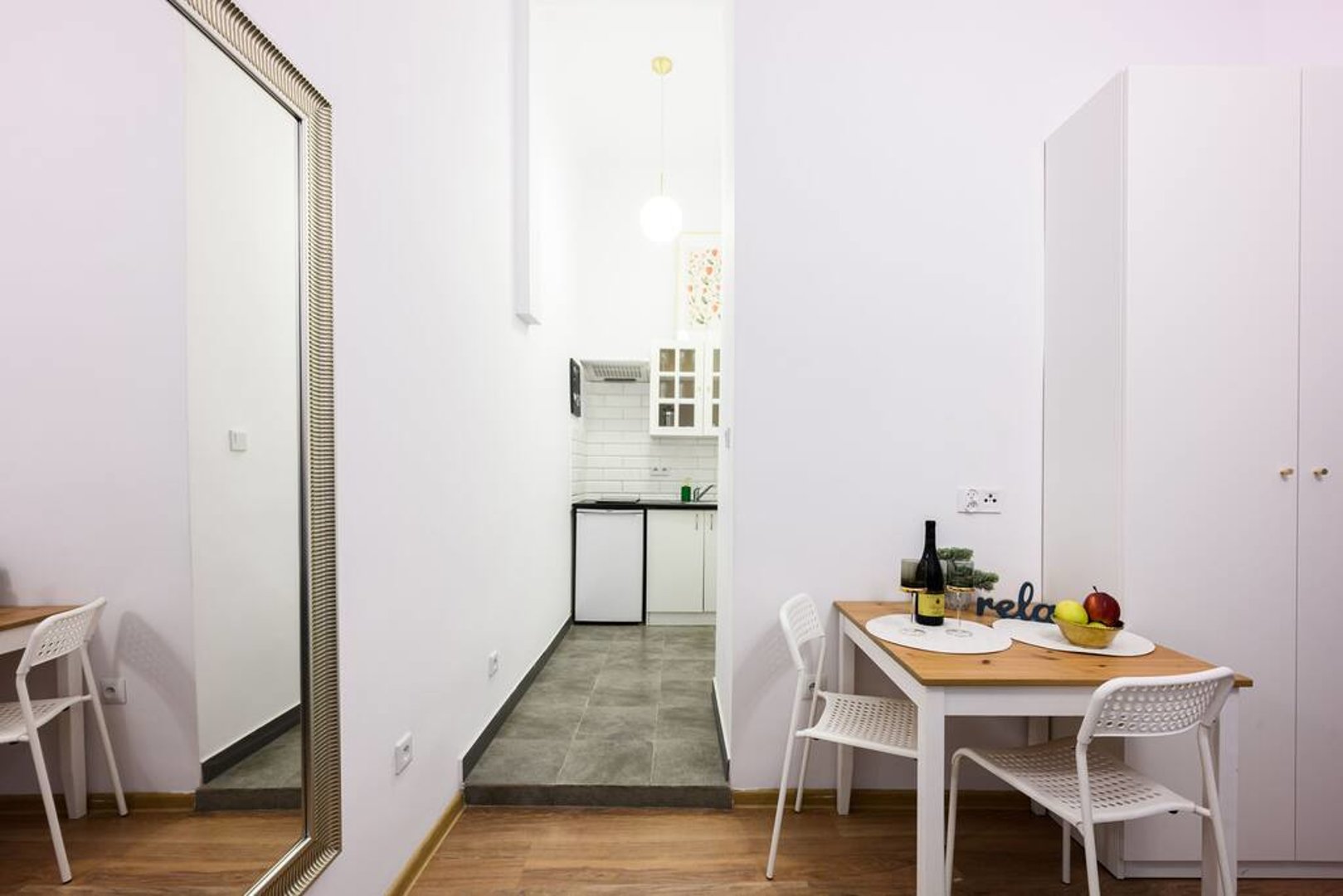 HOMELIKE Krakow Apartments - 6