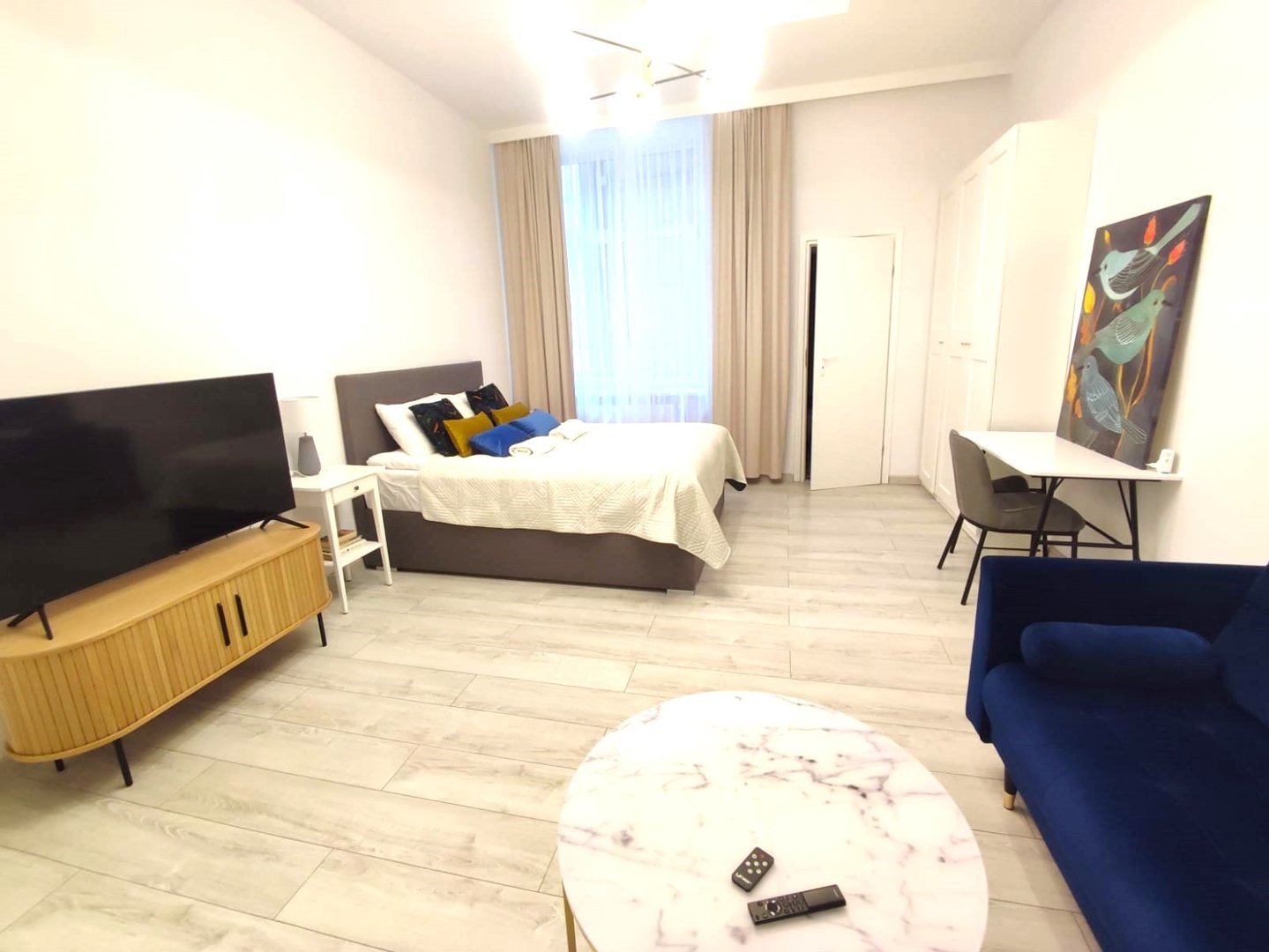 Black&White BLUEBIRD Apartment Old Town