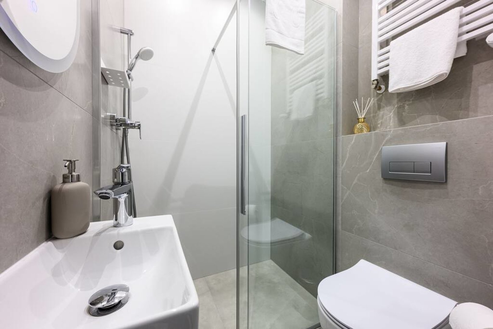 HOMELIKE Krakow Apartments - 4